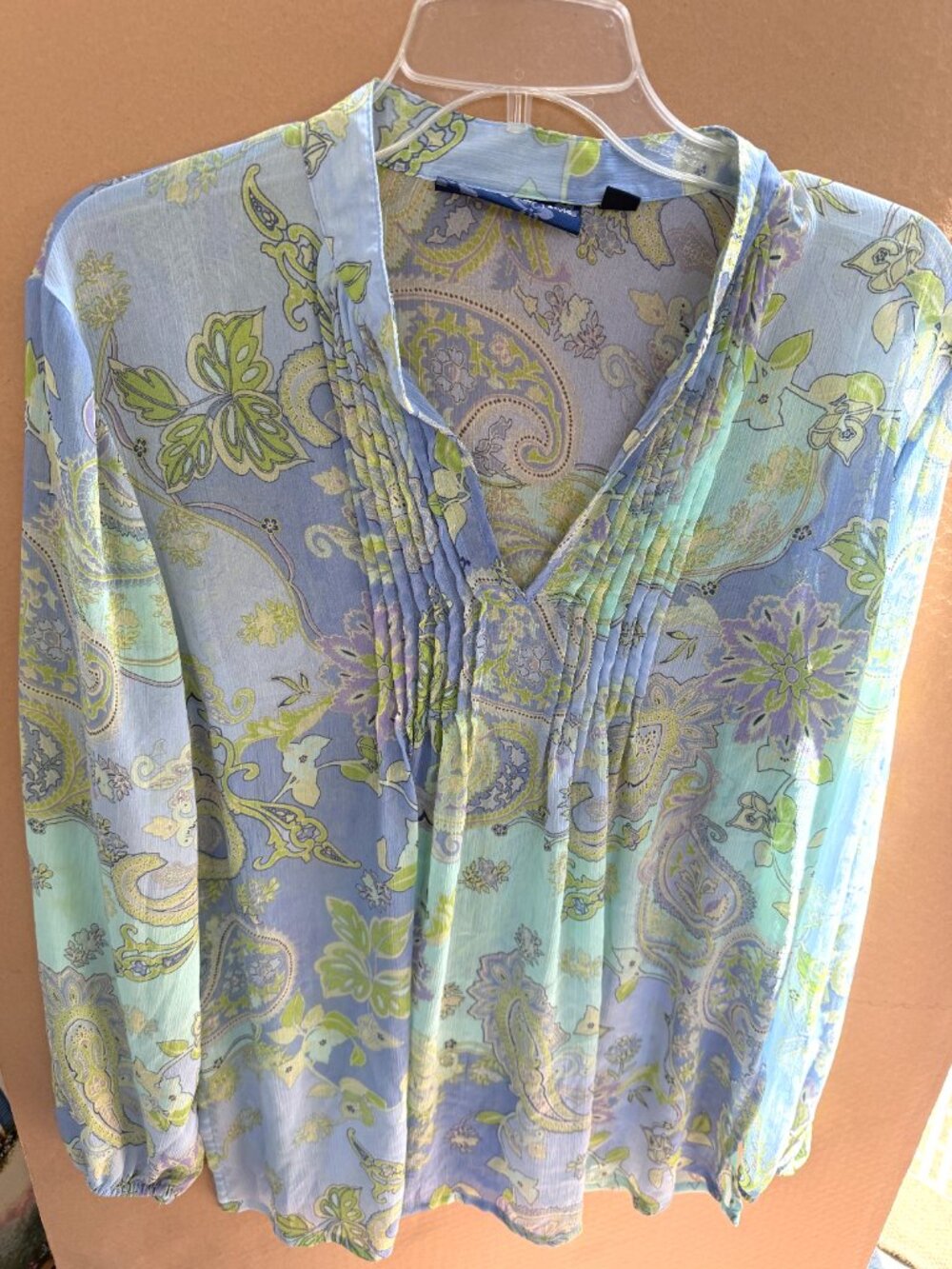 Women's Susan Graver Crinkled Chiffon Paisley Long Sleeve V-Neck Tunic, Large